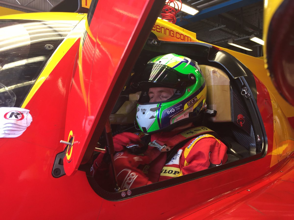 REOfficial's tweet photo. #ELMS qualifying is underway. There are 10 minutes for @olivierpla to set a fast time in his #RacingEngineering car. #LMP2 #monza https://t.co/gTnK0TJou8