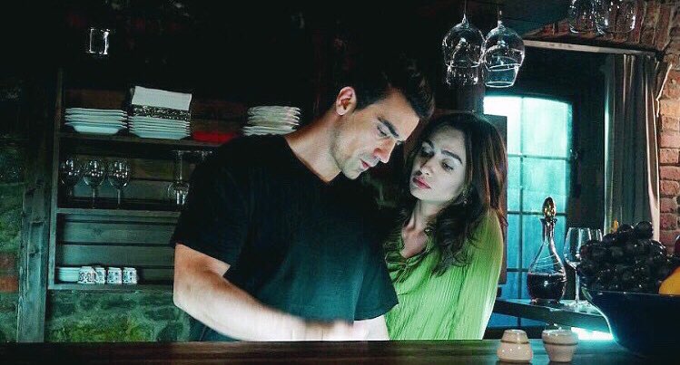 черно белая любовь сюжет. чёрно-белая любовь сериал ферхат. турецкий сериал чёрно-белая любовь 2017. ферхат и аслы турецкий сериал. аслы и ферхат сериал.