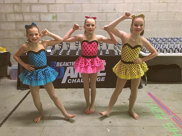 breakthrudance's tweet image. they made dancing look as easy as ABC 💁‍♀️ #breakthrudancechallenge #breakthru2018 #bdc2018 #dance #dancecompetition #compszn #jazz #jazztrio