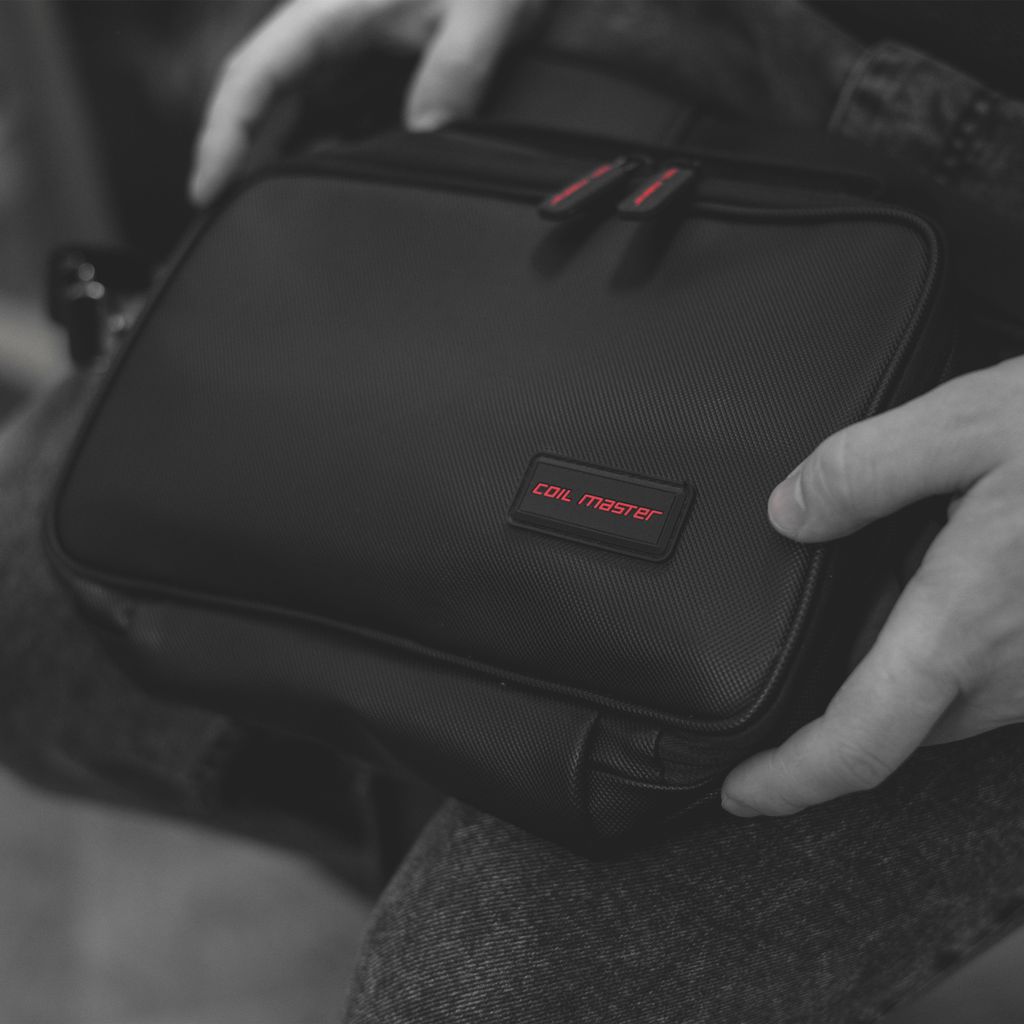 coilmasternet's tweet photo. Again, #Vbag VS #Kbag.🔥
Left or right?😉
🌐https://t.co/WnawypUsyF
#vape #vaping #coilbuild #CoilMaster #vapelife #CoilMasterFan https://t.co/FUe8Pjq6lk
