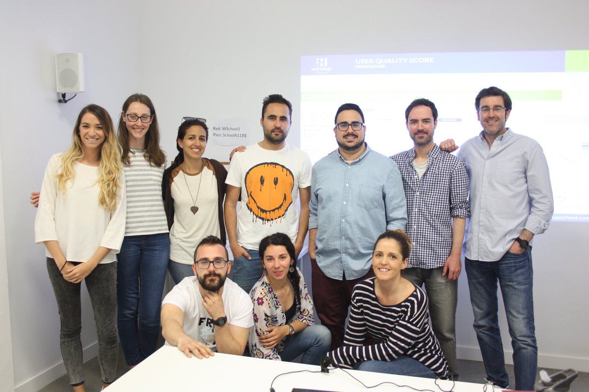 WindupTraining's tweet photo. Acabamos el módulo de #CRO con un taller de #UQS gracias a @gomezzorrilla e @IscoSanchez_ 👍 ¡Nuestros alumnos ya tienen claro que es más rentable trabajar la calidad de los usuarios que atraer a cualquier tipo de usuario! 😉 #MasterMkWindupPRO @Dropscore_es https://t.co/aIZ4ZSUTLs
