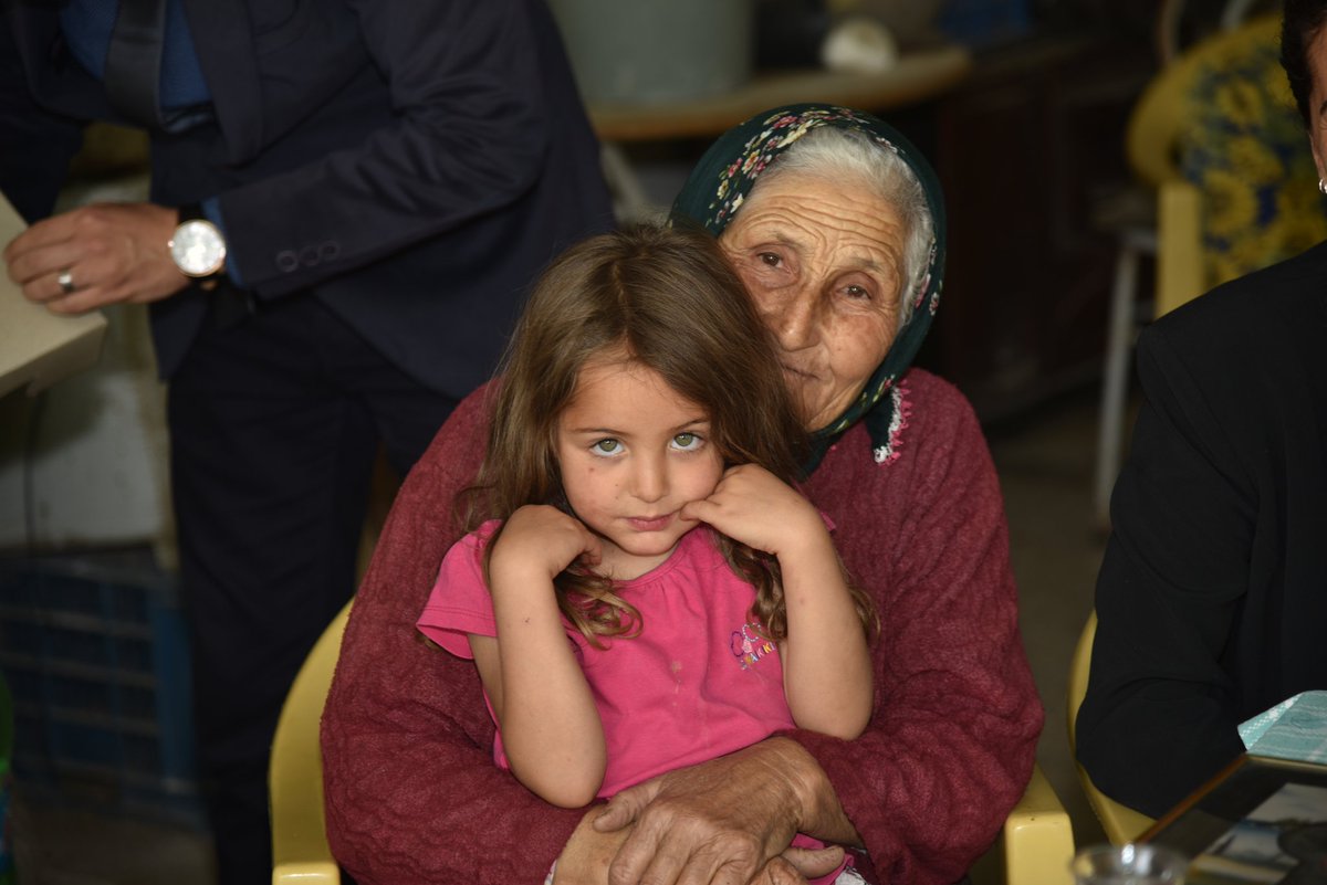 Valimiz Yavuz Selim Köşger, Karacasulu Şehit Mehmet Aykan’ın baba ocağını ziyaret etti.