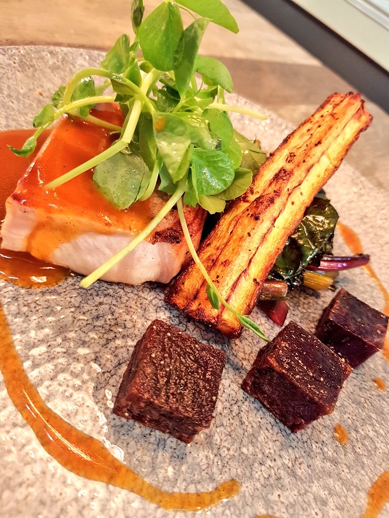 Another great lunch <a href="/AshvilleCollege/">Ashville, Harrogate</a> Thanks for the help again <a href="/CeejCj/">Chris Mottershead (CJ)</a> great work #Ateam <a href="/HolroydHowe/">Holroyd Howe</a> keeping the game high in the North <a href="/Rachael48432853/">Rachael Wilson</a> <a href="/OliCullers/">Oli Cullingworth</a>