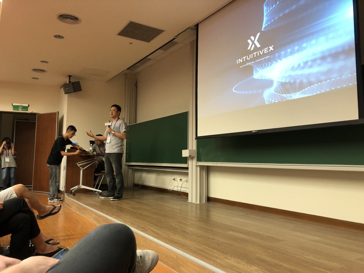 ekoermann's tweet photo. Andy Choi talking about devices into businesses. #NCTSHealthHackathon #IntuitiveX https://t.co/HibBSkXaLL
