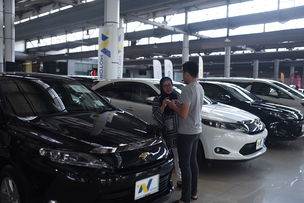 nazacorp's tweet photo. It's time to get your new Raya ride at Naza Gaya Raya Auto Fair 2018! 

Come and visit us to get fantastic savings, high trade-in value, fast approval and delivery.

Happening from today onwards at Naza Automall, PJ. See you there!

#nazaautomall #nazagayaraya #nazatakespride https://t.co/JmfA7lqkTE