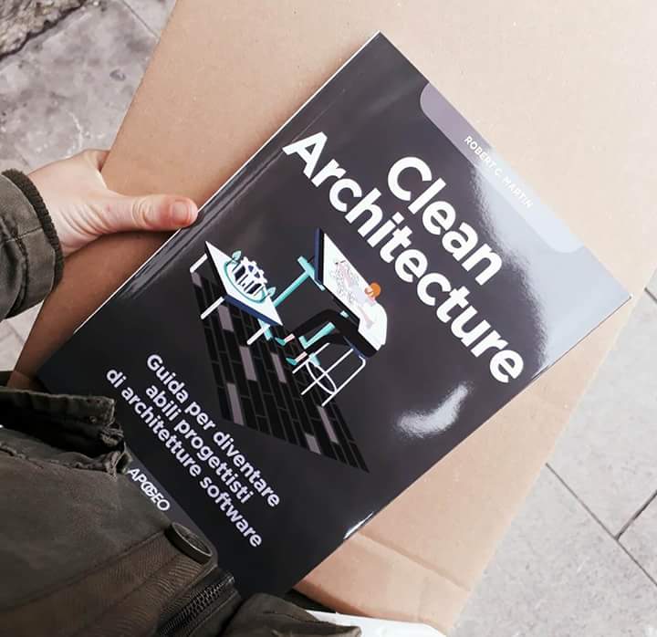 LauraPittaccio's tweet photo. Ciao Amici di Twitter, ogni tanto arrivano via posta delle cover di #ApogeoEditore e io ve le mostro comunque è sempre piacevole vedere la carta stampata, grazie mille! https://t.co/fYd30J3ktw