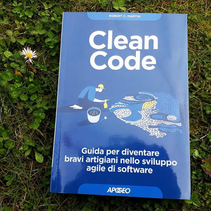 LauraPittaccio's tweet photo. Ciao Amici di Twitter, ogni tanto arrivano via posta delle cover di #ApogeoEditore e io ve le mostro comunque è sempre piacevole vedere la carta stampata, grazie mille! https://t.co/fYd30J3ktw