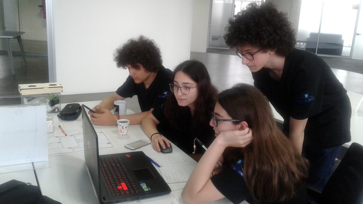 Teknoparkizmir_'s tweet photo. #Hack4EnergyBootcamp2018 https://t.co/BjeO807VJT