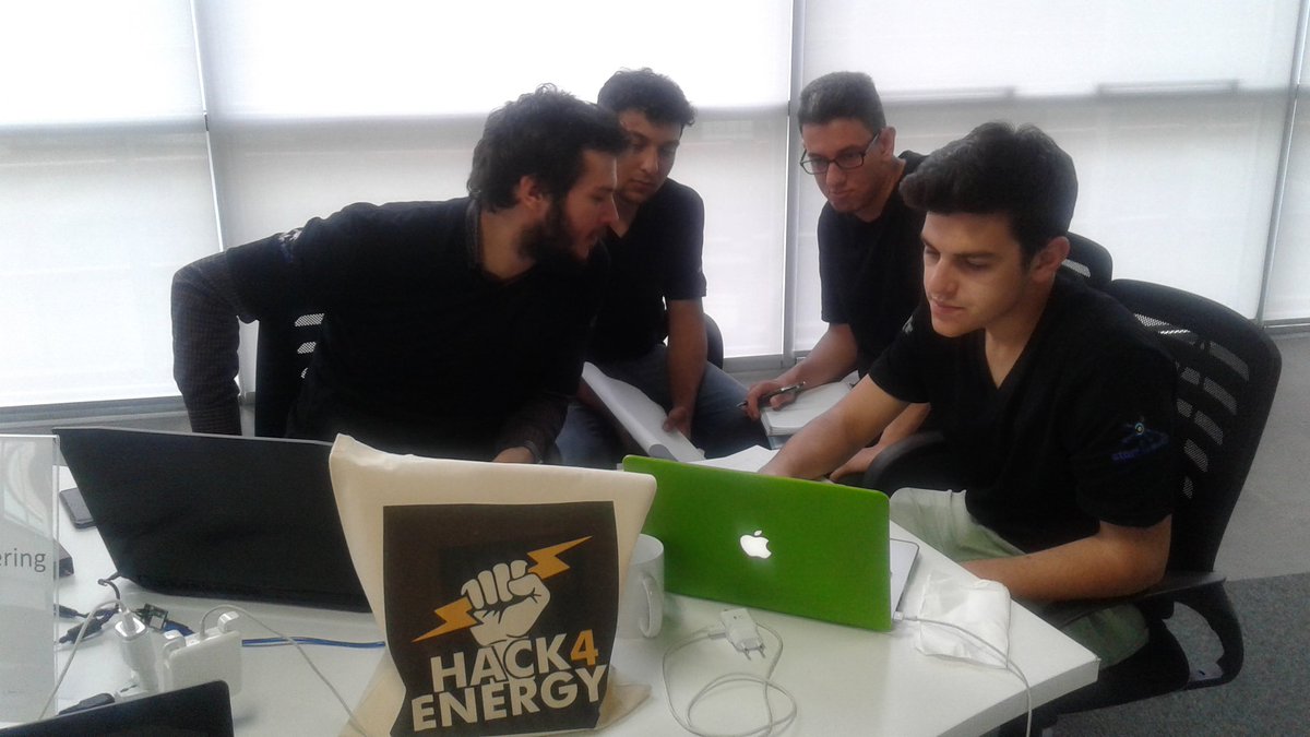 Teknoparkizmir_'s tweet photo. #Hack4EnergyBootcamp2018 https://t.co/BjeO807VJT