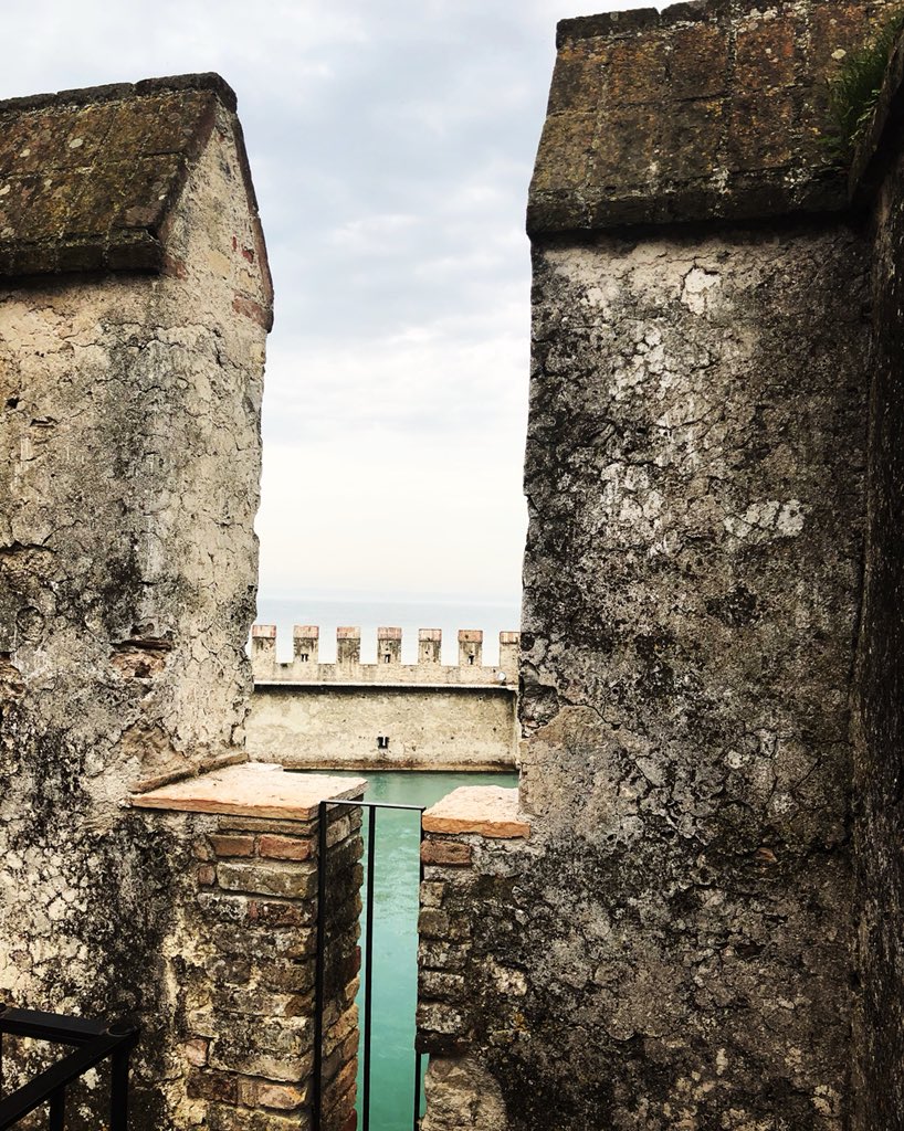 EVALcreations's tweet photo. Once upon a time... 🏰 #Sirmionecastle #roccascaligera #Sirmione #lakegarda #sirmionedelgarda #lombardia #italy #italia 😍😍😍🤗🤗 https://t.co/G0fBqUQBcA