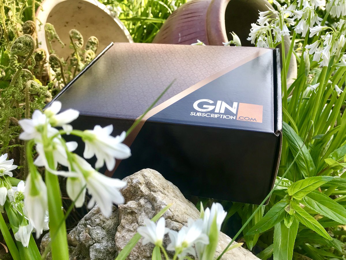 GinSubscription's tweet photo. We’re super excited about this months Gin and the weather we have to drink it in! This months Gin is full of British Countryside #toberevealed #whatwillitbe #ginofthemonth #summergin #britishcountryside #summerisontheway #ginandtonic #gingifts #alcoholicgift #botantics #hydrated https://t.co/RI18sxmygc