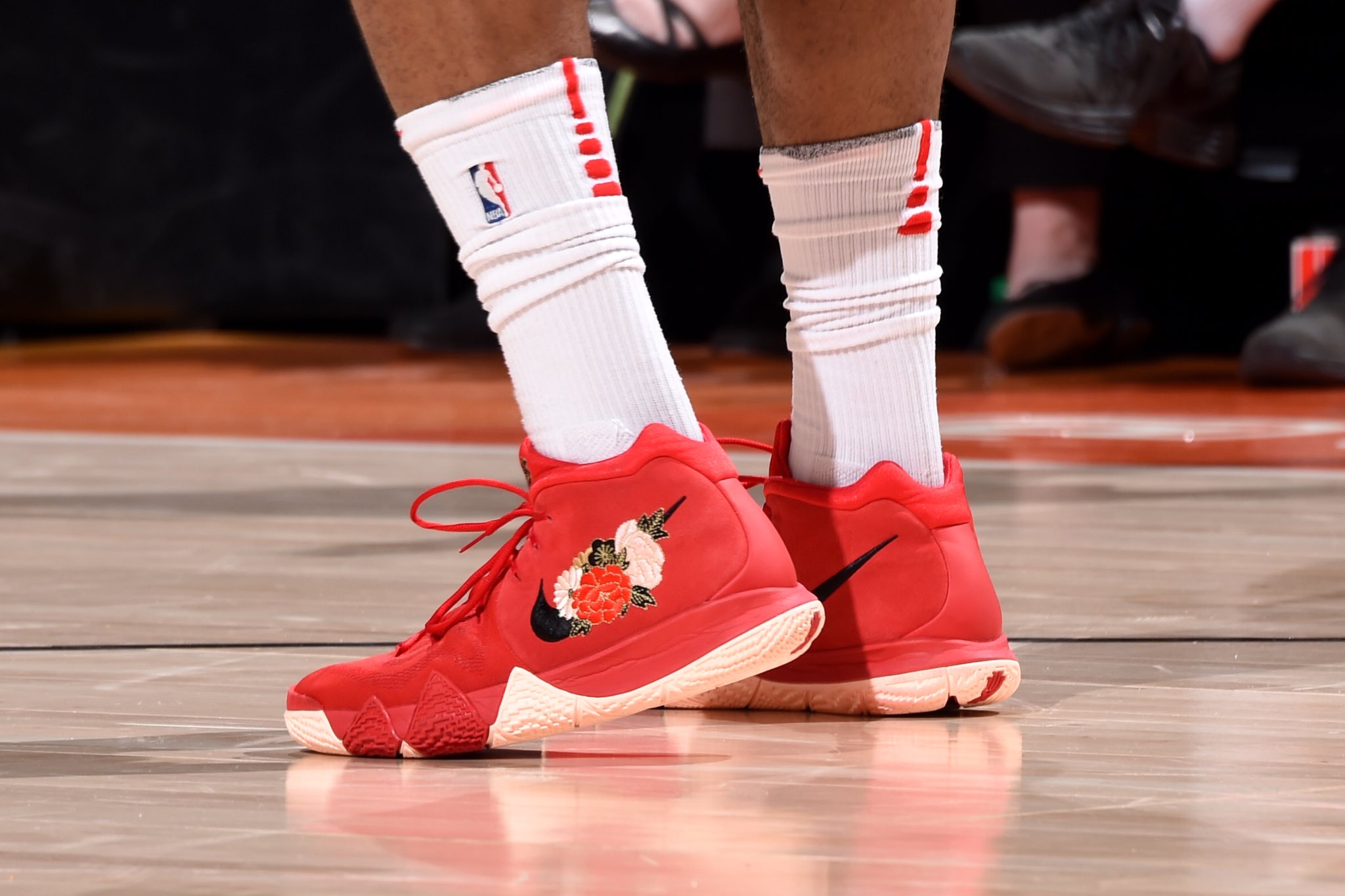 Kyrie 4 best sale cny