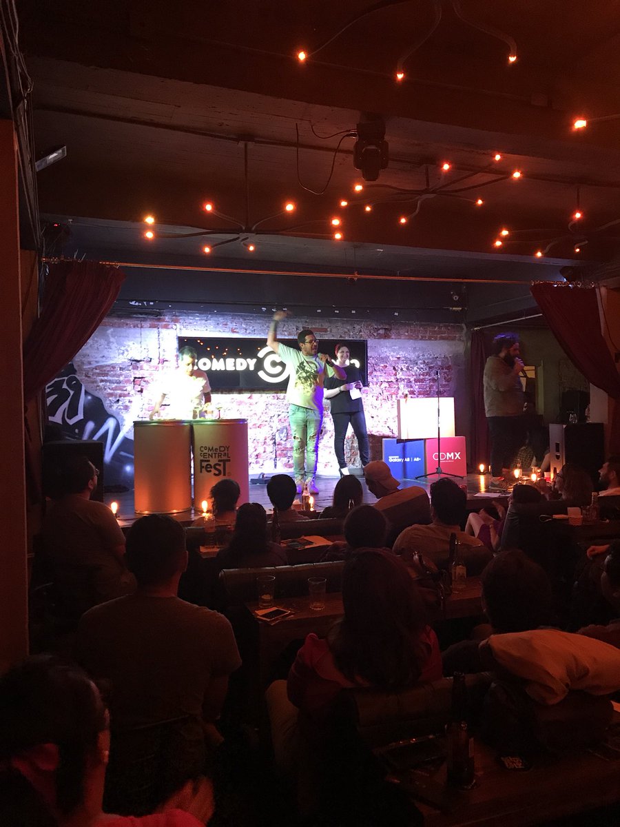 ComedyCentralLA's tweet photo. ¡Aquí están las finalistas del Duelo de Comediantes del #CCFestMX! ¡Un RT gigante para @catamaterile y @soylakikis! https://t.co/mo3dw90SnC