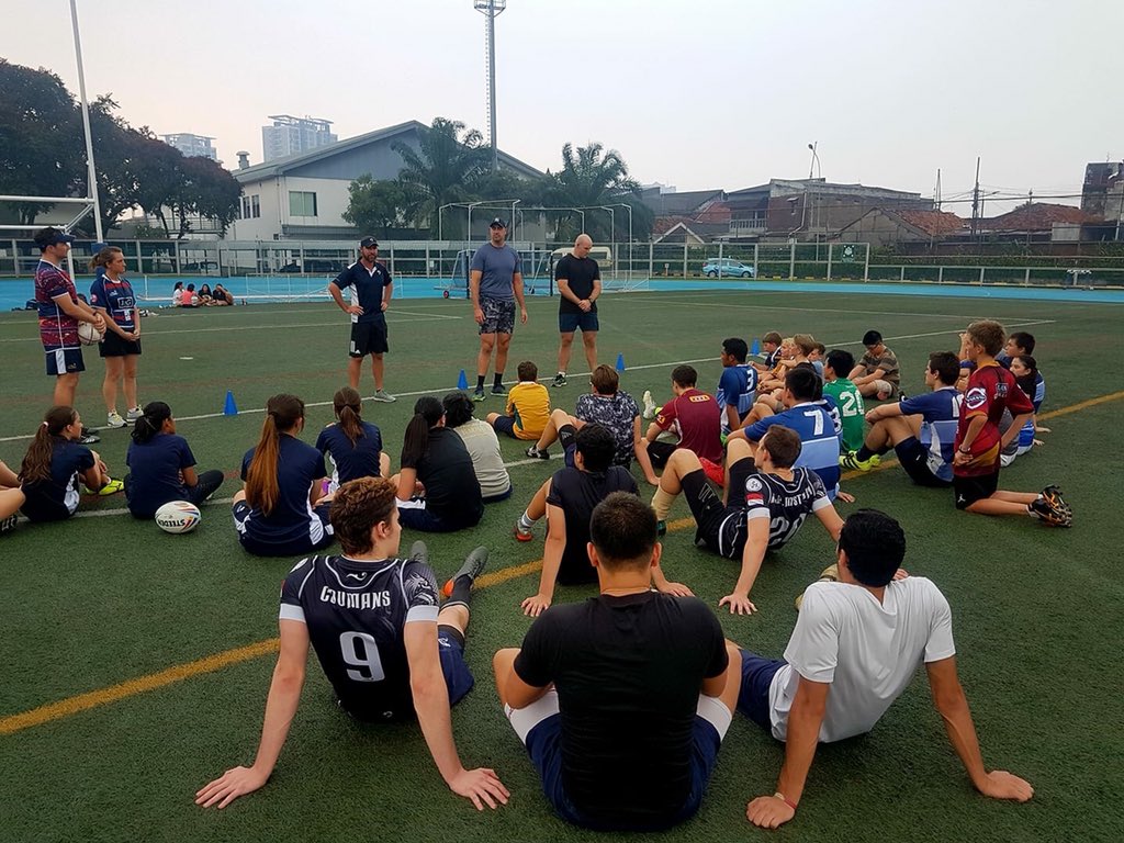 AdrianBrink1's tweet photo. Thanks @NathanSharpe5 &amp; @stevemoore83 for giving our #JIS rugby players an unforgettable experience last night! #JISdragons #ThisIsRugby #RugbyLegends @JISofficial https://t.co/ldwzSGY1Be