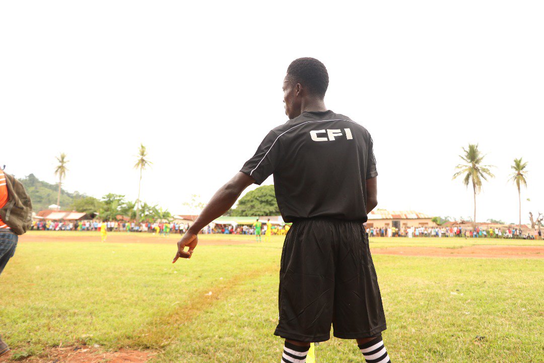 ErnestDwamena4's tweet photo. 'The Good Forest Stewardship Cup' league launched in Juabeso/Bia HIA to create awareness for forest governance. Players form task force to collaborate with ,@3PRCL, @GH_REDD,@touton_group,@P4Forests and other cocoa/forest stakeholders to protect the forest.#CFI #IDH #WCF #Cocobod https://t.co/77BAVsXiLk