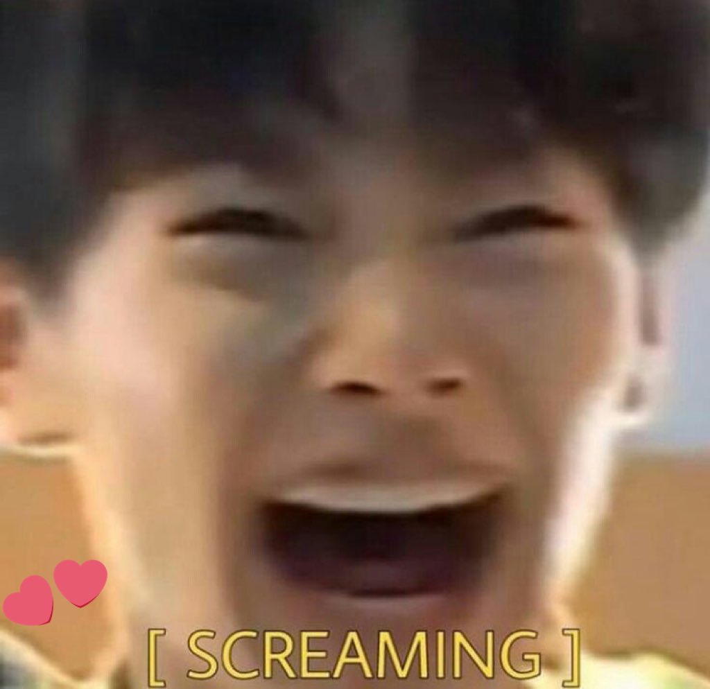 flexerfelix's tweet photo. Later they will reveal something big and my HEART IS RACING LIKE AKSKDHAOOAKAJQJJA
#StrayQuiz #쇼미더기프트
#ShowMeTheGift https://t.co/nwk4hCmaSL