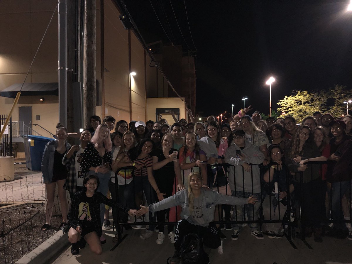 HayleyKiyoko's tweet photo. St. Louis ❤️ https://t.co/k4PpbXkVsT