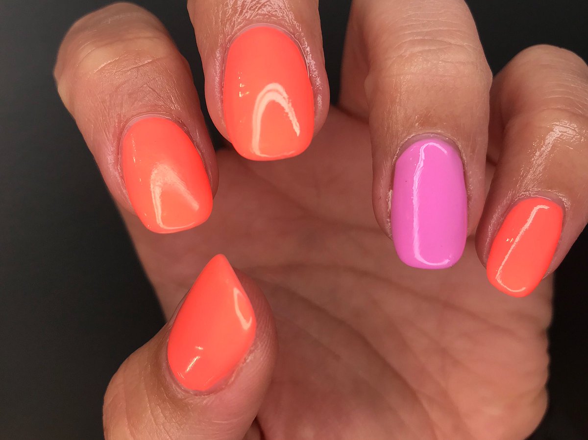 MathewWattSalon's tweet photo. S U M M E R • V I B E S
Book with @alexmacd81 
#nails #nailbar #nailextensions #nailgoals #nailedit https://t.co/HYViDRiOCc