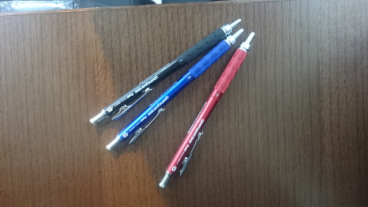 ナガサワ文具センター本店 西日本限定ペンテルグラフギア1000シャーペンシル再入荷いたしました 黒 赤 青の3色ご用意しております 今回もも限定本数のため早いもの勝ちですよ ぺんてる グラフギアシャープペンシル シャープペンシル 限定
