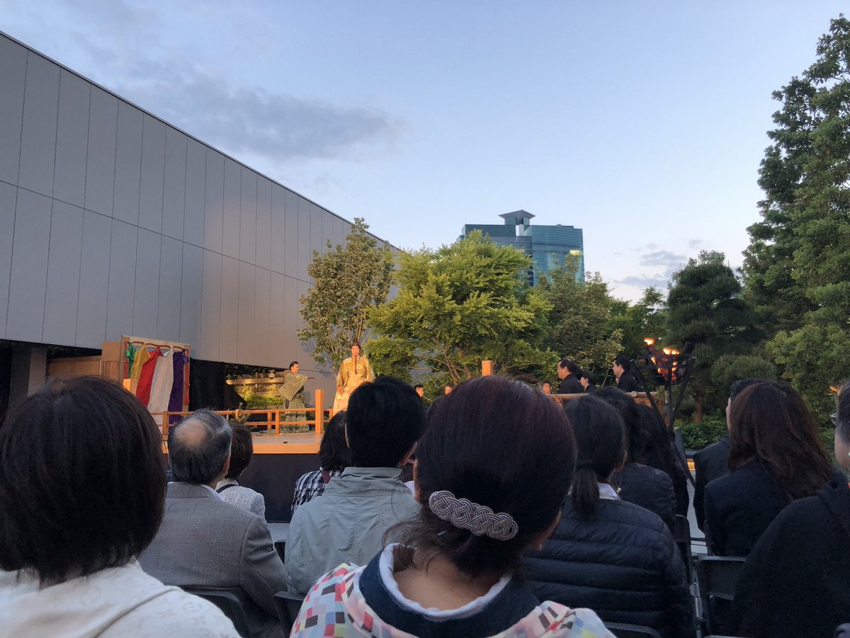 ট ইট র 豊島区議員 小林 弘明 無所属 薪能 観世流 能楽 Ginzasix 特別公演観劇 狂言 柿山伏 火入れ式 土蜘蛛 が行われ 観阿弥 世阿弥 から約700年の格式 伝統の重みを実感しました T Co Fplhfl0xcd 豊島区 池袋 Hareza池袋 ハレザ