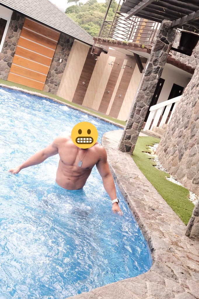 jefffffoy's tweet photo. Liguan na 😂😂 https://t.co/NPH1R7Ifhf