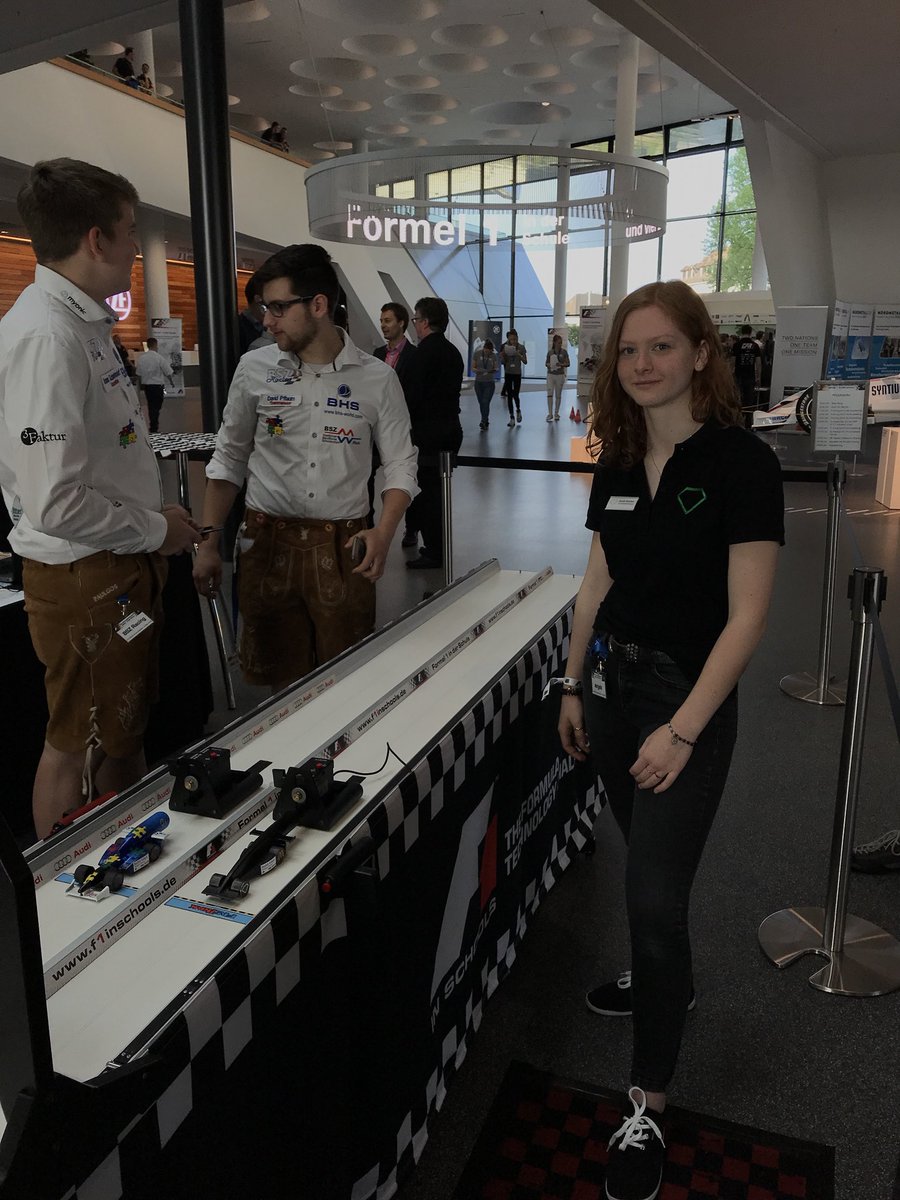 aengels_racing's tweet photo. Eröffnungsveranstaltung vorbei. Jetzt kommt unser Rennen. Wir sind gespannt was für eine Zeit daevil18 fährt https://t.co/VgAnVqnRhm