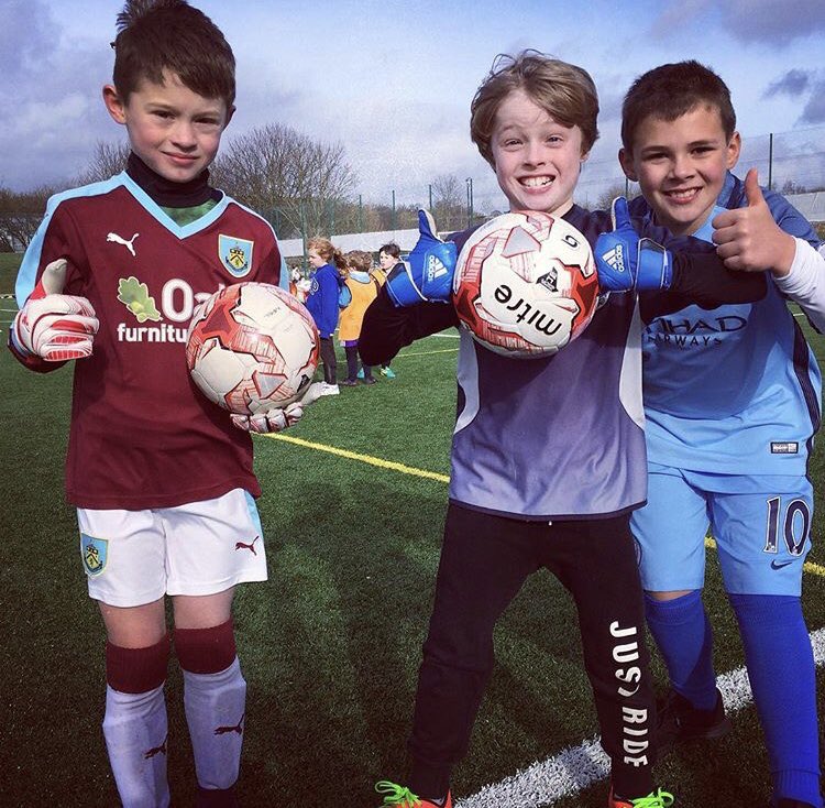 **SOCCER SATURDAY!!!!**

⚽️ Skillz School Soccer Morecambe 

⚽️ Skillz School Soccer Preston (Outside on the grass pitches)

#skillzschool #soccer #saturdays #morecambe #preston #weekend #lancaster 

skillzschool.co.uk
