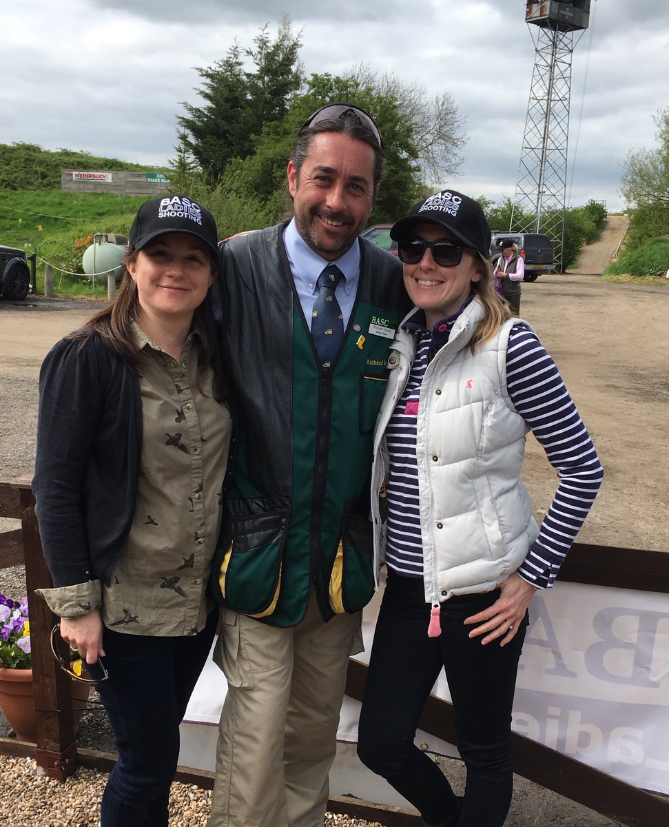 clarefarquhar's tweet photo. What a brilliant day @shootksg for the @BASCcentral Ladies Novice Day yesterday - such a friendly relaxed bunch - beautiful weather & Rich even made sure I hit something ๐๐๐ป #firstclay #noviceshooting #ladiesday #clayshooting #bankholidaystartingwithabang https://t.co/0xMGHarklZ