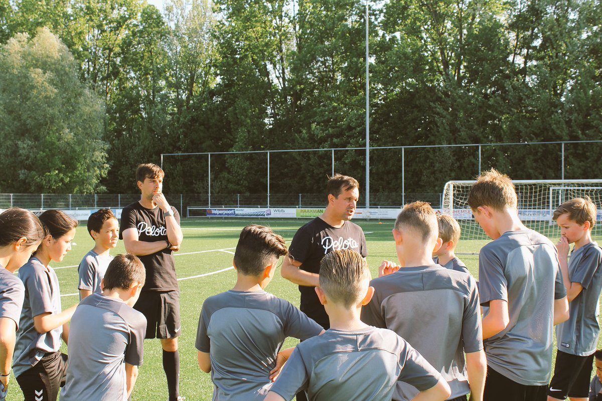 Pelota Academy tweet media
