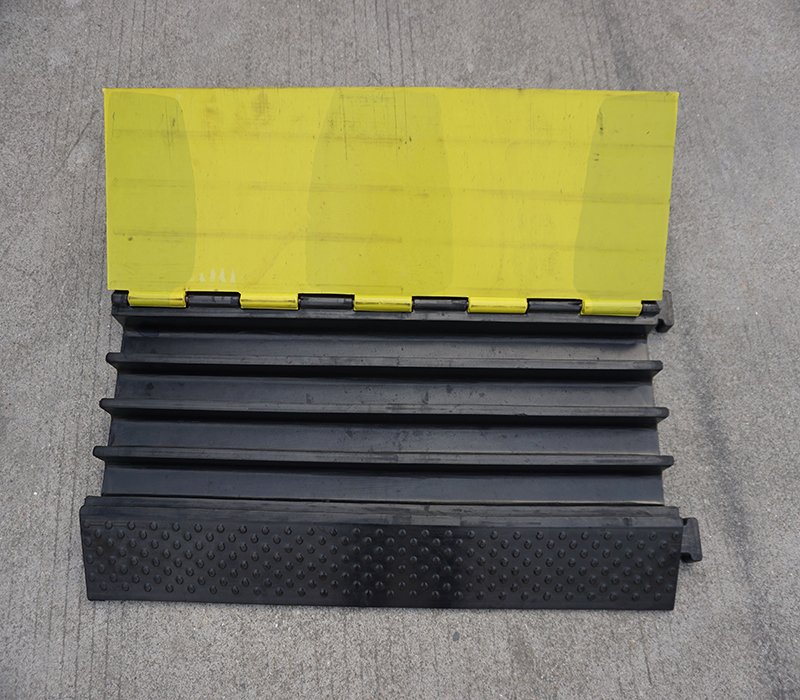 rksales1202's tweet image. 4 #channel Road Speed Bump #CableRamp Floor Cable Protectors
Email: RKsales1202@hotmail.com
WhatAapp/Mobile: +86-15112539306
Website: smilestage.com