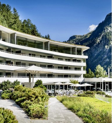 7132Hotel tweet media