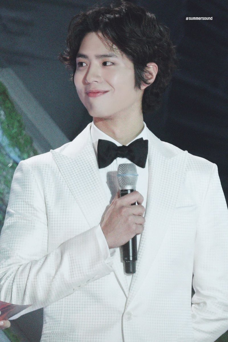 180503

눈이 너무 이쁘다😭 입술도 이쁘구❣
아니 코도 너무 잘생기고.. 아니 다좋앙❤️

<a href="/BOGUMMY/">박보검</a> 
#박보검 #Parkbogum