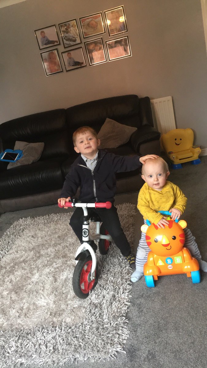 KellieHowdle's tweet photo. @zbos and of course my eldest Ollie as well 😍 https://t.co/nz8eKw9SVF