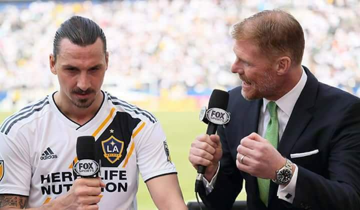 SrNaninho's tweet photo. PERIODISTA: "¿Cuál es la diferencia entre tu y Messi?"

IBRAHIMOVIC: "Ninguna en verdad. Los dos vamos a ver la final de Champions en la televisión." https://t.co/2R9TsNum14