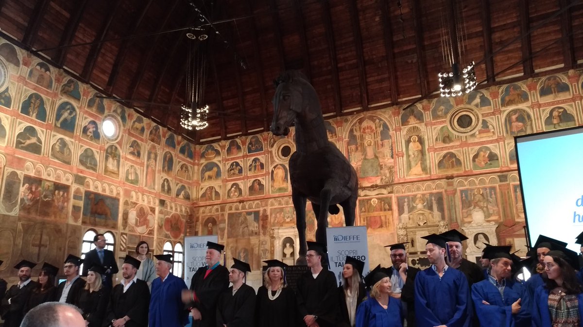EPrataviera's tweet photo. Complimenti a @DieffeAcademy per il grande lavoro che stanno facendo per il nostro patrimonio enogastronomico! Grazie al presidente @federicopendin e a tutto lo staff per l'invito alla cerimonia plenaria dei diplomati #dieffe https://t.co/q4cLKhvjSv