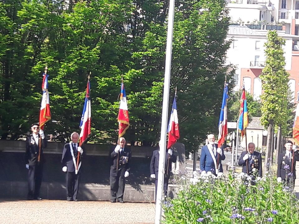 saradjian's tweet photo. Nous commémorons le 103ème anniversaire du génocide des arméniens à Courbevoie et je remercie tous nos Amis pour leur présence ! @jakossowski @mplimoge @armembfrance @jdHAUTESERRE @mcsaradjian @DjebbariChara @saradjian @ATaquillain @AIRAML103 @FichantStephane @VilleCourbevoie https://t.co/IYu4gdk6c4