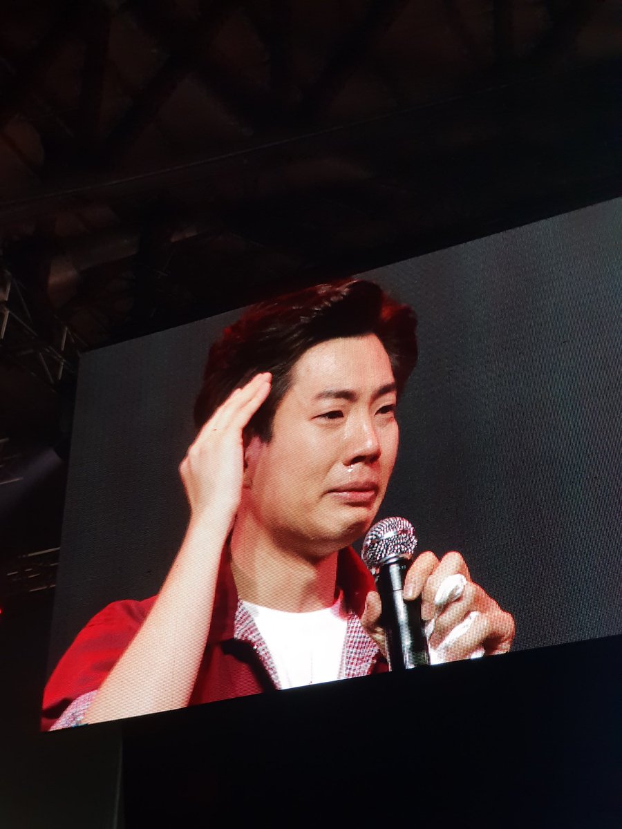 เทย์ทาวาฬ tweet media