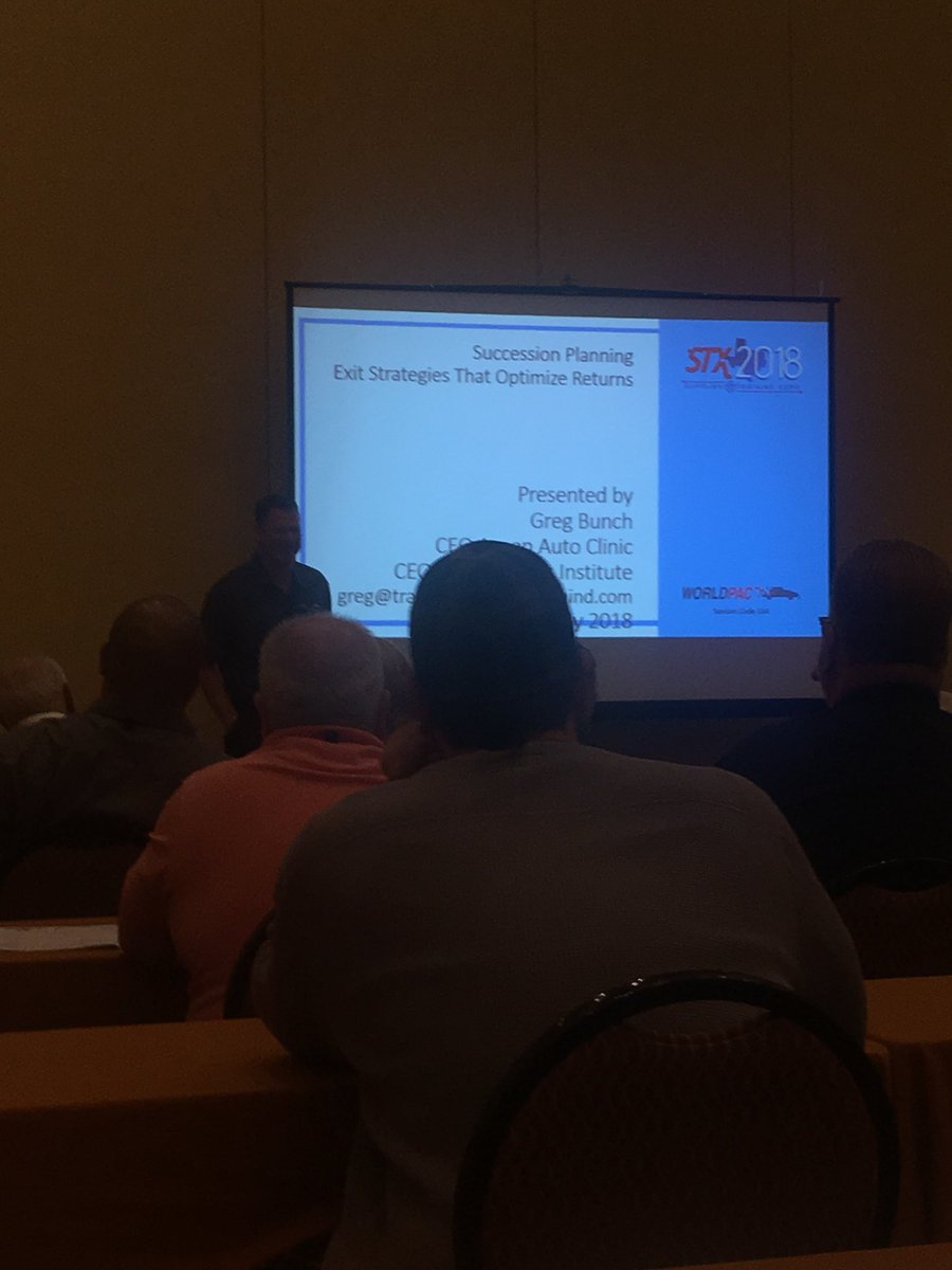 Alex55422's tweet photo. Greg Bunch, CEO of Aspen Auto Clinic, leads a Saturday morning session on succession planning. https://t.co/ksHeHlNBXc
