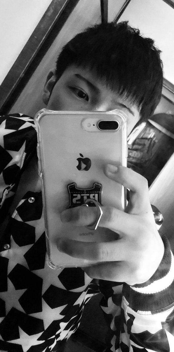 _k_k_pop___'s tweet photo. 📌99(00)년생
📌ナムジャ🚹

#韓国好きな人と繋がりたい #韓国好きな人RT #Buddyと繋がりたい #ARMYさんと繋がりたい #ARMYさんと繋がりたい https://t.co/8pI30bZy6g
