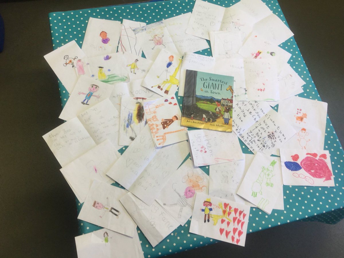 SaundersfootS's tweet photo. Butterflies decided that they wanted to read The Smartest Giant in Town on Friday, then started making thank you cards. What a caring bunch! #ScpLlc https://t.co/wkGDdBtbNZ