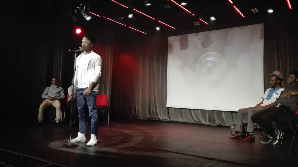 CSofPoetry's tweet photo. Ole performing 'Searching eyes' #CSPSlam @joburgtheatre. https://t.co/sUgpiZiwuw