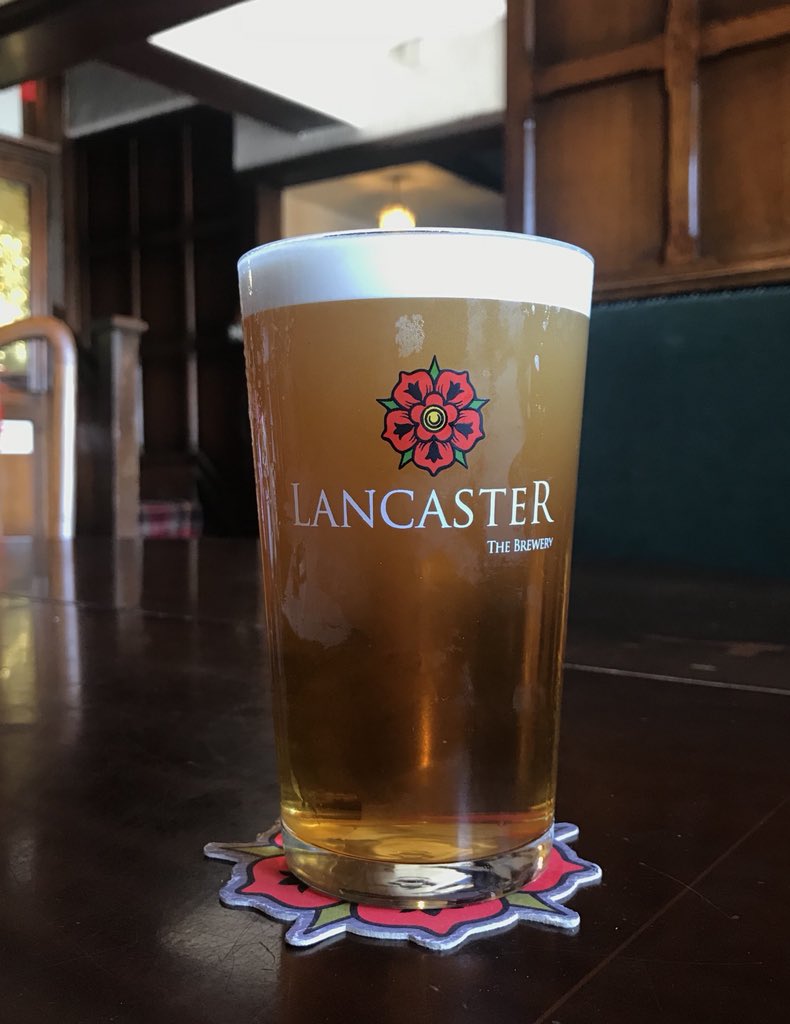 ciaranmonaghan's tweet photo. A thirst-quenching @lancasterale #blonde on a hot day @TheStorkLancs #ConderGreen https://t.co/cPvThBRLAW