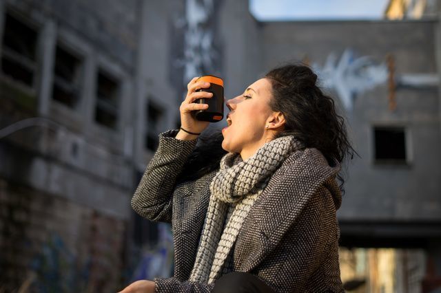 Ihr seid von verschmierten Fingern beim Snacken auch total genervt? <a href="/SNAGGER_Germany/">SNAGGER</a> ist die Lösung. Mit dem Vorratsbehälter bleiben eure Finger sauber, ihr könnt überall naschen und es ist vor allem viel hygienischer. Bestellt euch euren SNAGGER: startnext.com/snagger