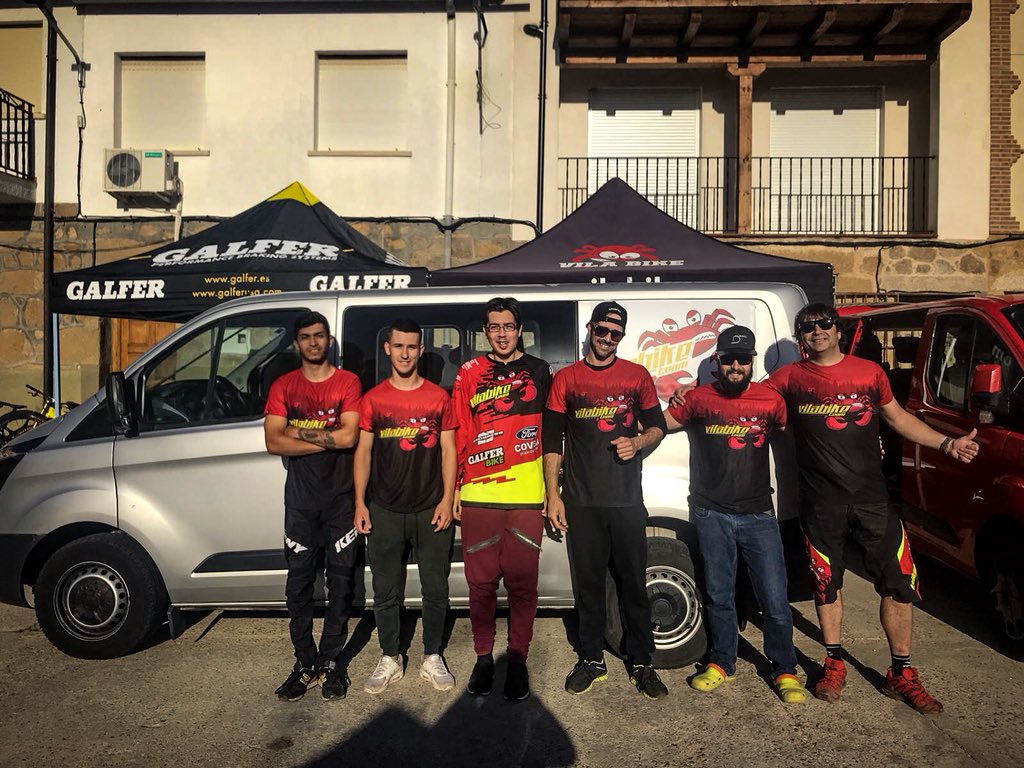 VilabikeTeam's tweet photo. Estupenda mañana en el Open de #España en El Raso #dhelraso #Avila https://t.co/cC6KF1iKtE
