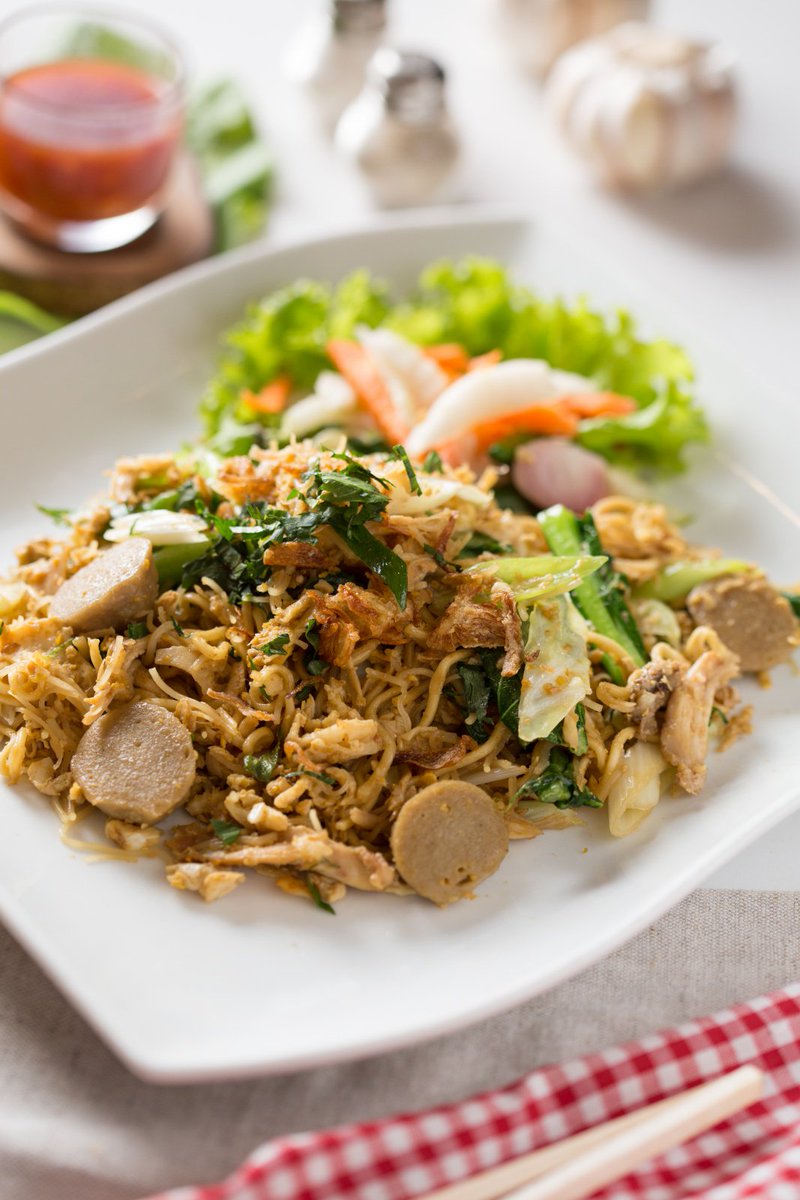 hig_idn's tweet photo. #BakmiJawa does have a distinctive flavor &amp; seasoning that you must try while visiting #Yogyakarta. Taste this Javanese typical culinary at #Malioboro Coffee Shop of Grand Inna Malioboro -> https://t.co/l4MszVxAp7
Would you prefer Bakmi Jawa Goreng or Bakmi Jawa Godog?
#HIGTaste https://t.co/Jh9ziQU8AZ