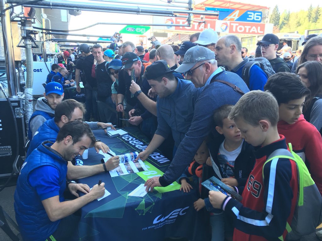 RNO_Christophe's tweet photo. Autograph session shows #AlpineSignatech fans community here in Spa. @Nico_Lapierre, @NegraoAndre and Pierre Thiriet in pole position at #6HSPA #FIAWEC @Groupe_Renault https://t.co/hsvwlOwHBw