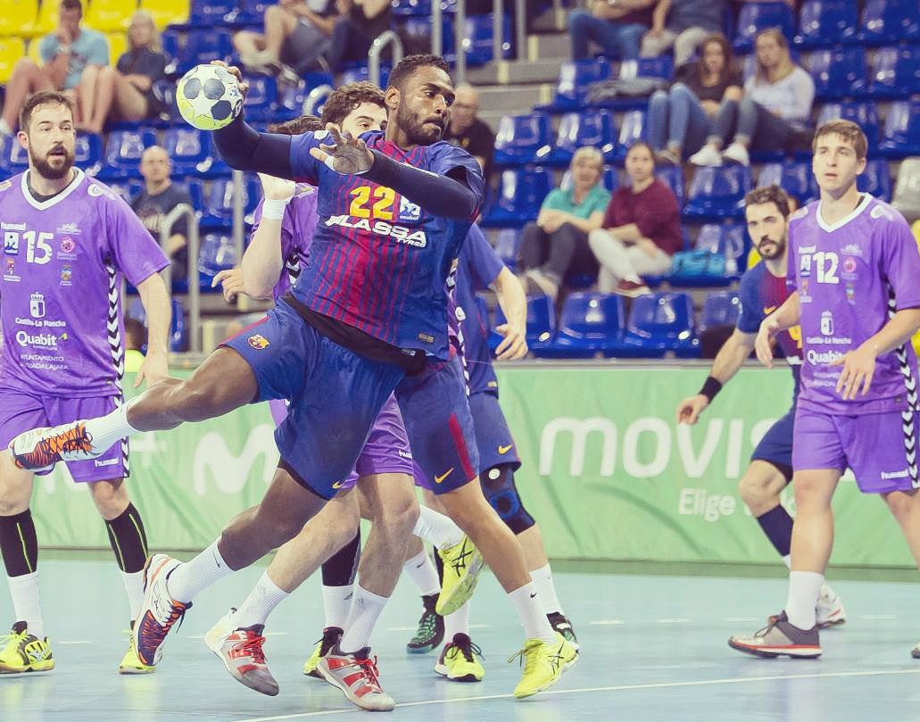 AlexisBorges22's tweet photo. Game Day 🤾‍♂️🔥🔥
#semifinales #CopadelRey2018 🔵🔴 https://t.co/NDxDfAb6zt