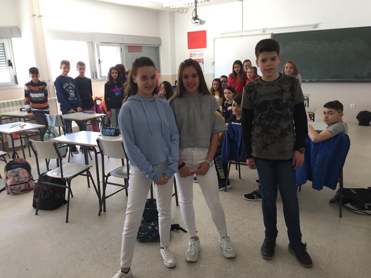 IesoTomasBreton's tweet photo. ¡¡¡Enhorabuena!!! Silvia Gómez, Patricia González y Alejandro Sánchez de 1ºESO e Ignacio González de 3ºESO entre los diez mejores en la Olimpiada Provincial Matemática de Salamanca. https://t.co/pyKb2znyT0