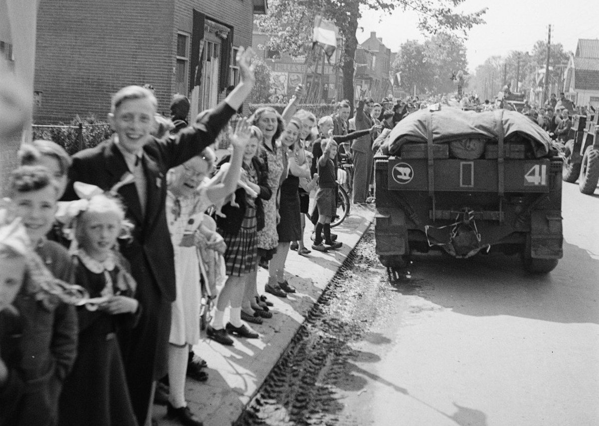 PostScriptumBlg's tweet image. #LiberationDay: quando l&apos;#Olanda celebra la fine della Seconda Guerra Mondiale #5maggio #remembranceday b2s.pm/OdlKzj