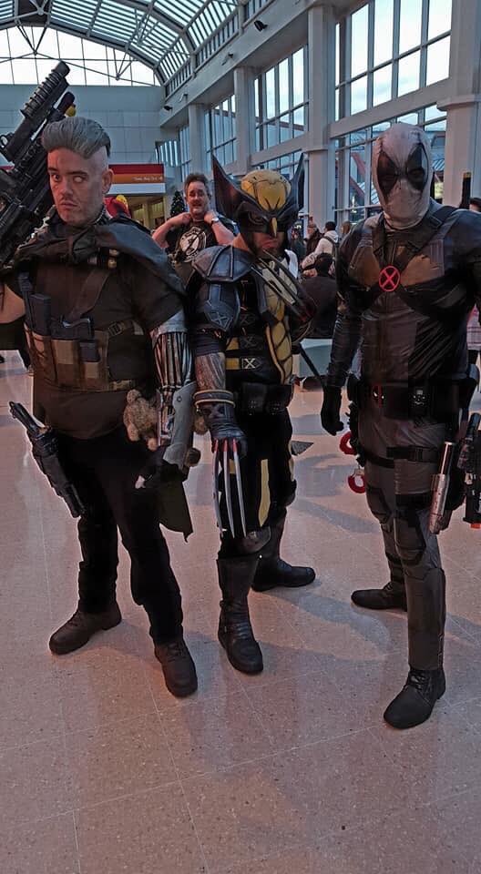 WolverSteve's tweet photo. Thursday night... #NotComingAlone @DeadpoolMovieUK 👊🏻 #Cable #Wolverine #Deadpool #XForce https://t.co/UXW32eS7TQ